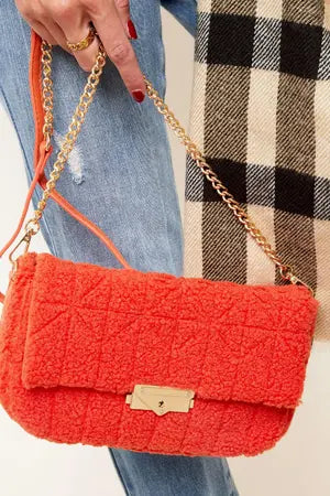 Handbag stitched with teddy fabric